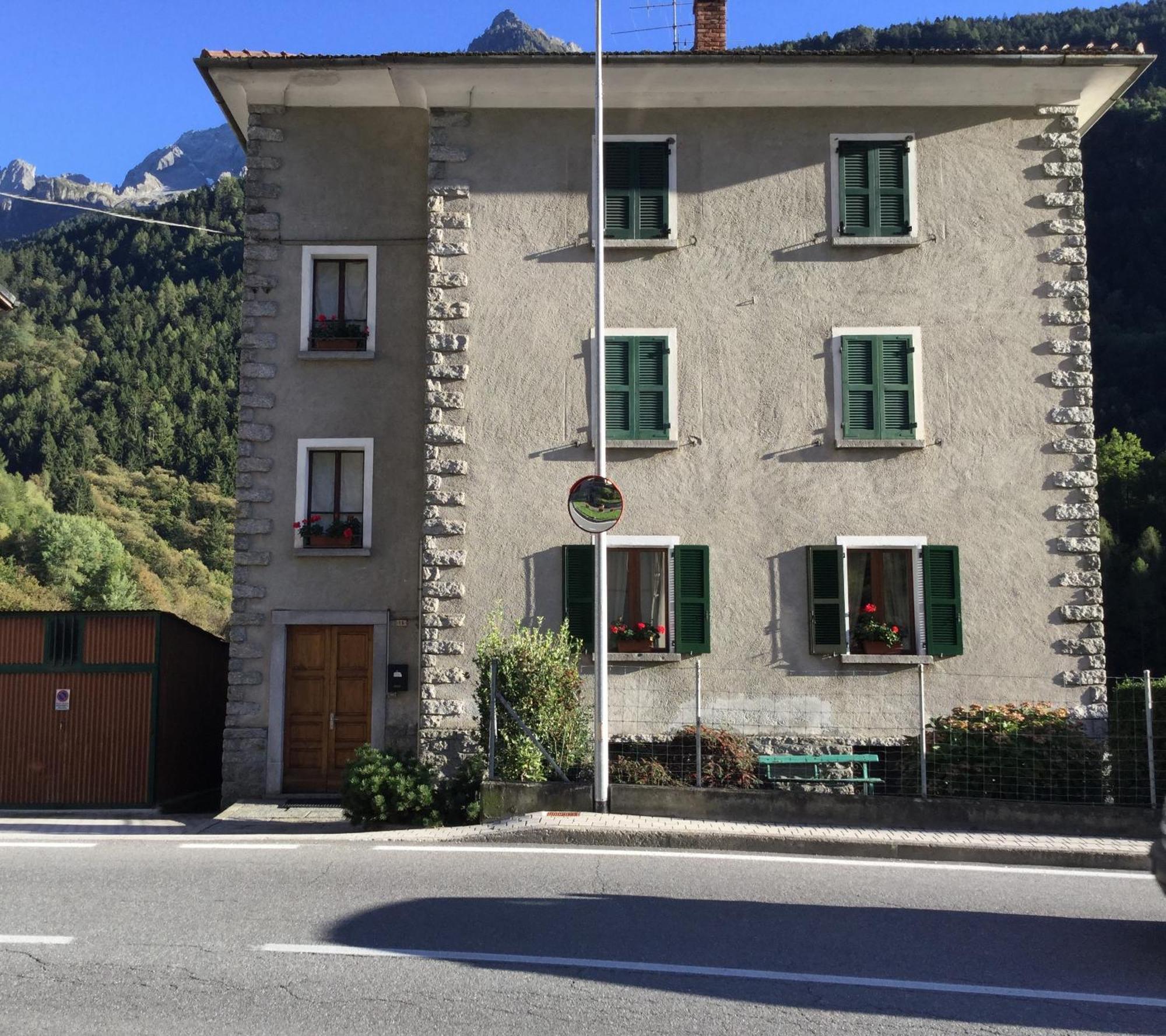 Villa di Chiavenna Charlotte Casa Vacanze מראה חיצוני תמונה