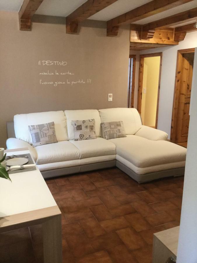 Villa di Chiavenna Charlotte Casa Vacanze מראה חיצוני תמונה