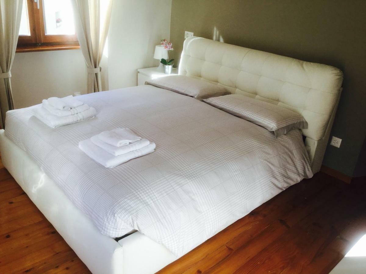 Villa di Chiavenna Charlotte Casa Vacanze מראה חיצוני תמונה